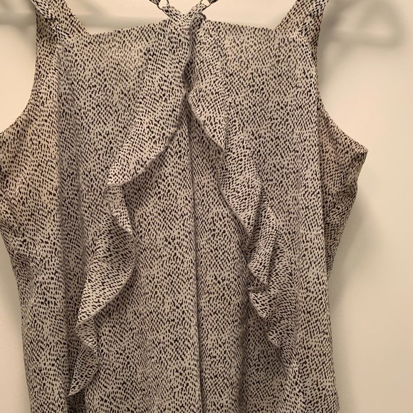 pretty flowy top - Picture 3 of 9